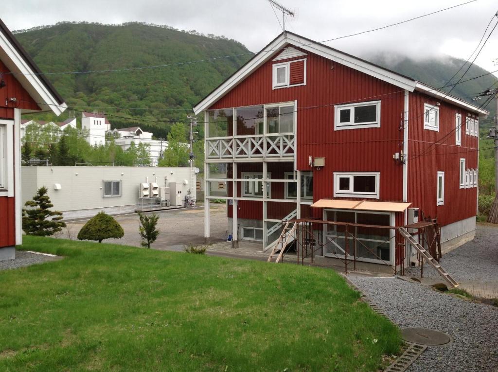 Rusutsu Lodges Pension Lilla Huset Нисеко Екстериор снимка